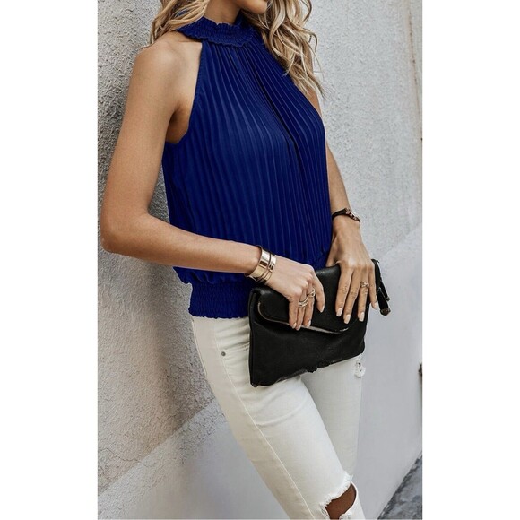 NWOT Blue Pleated Halter Medium - Picture 3 of 11